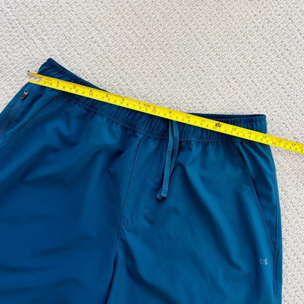 DSG men’s medium